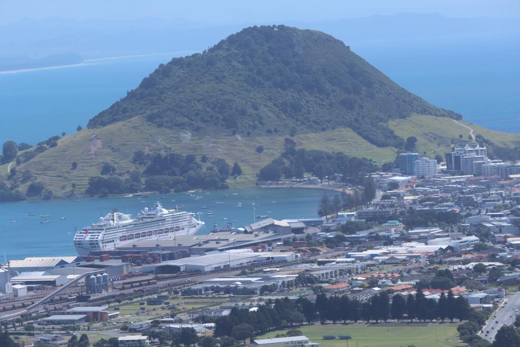 Pavilion Beachfront Apartments Mount Maunganui Ngoại thất bức ảnh